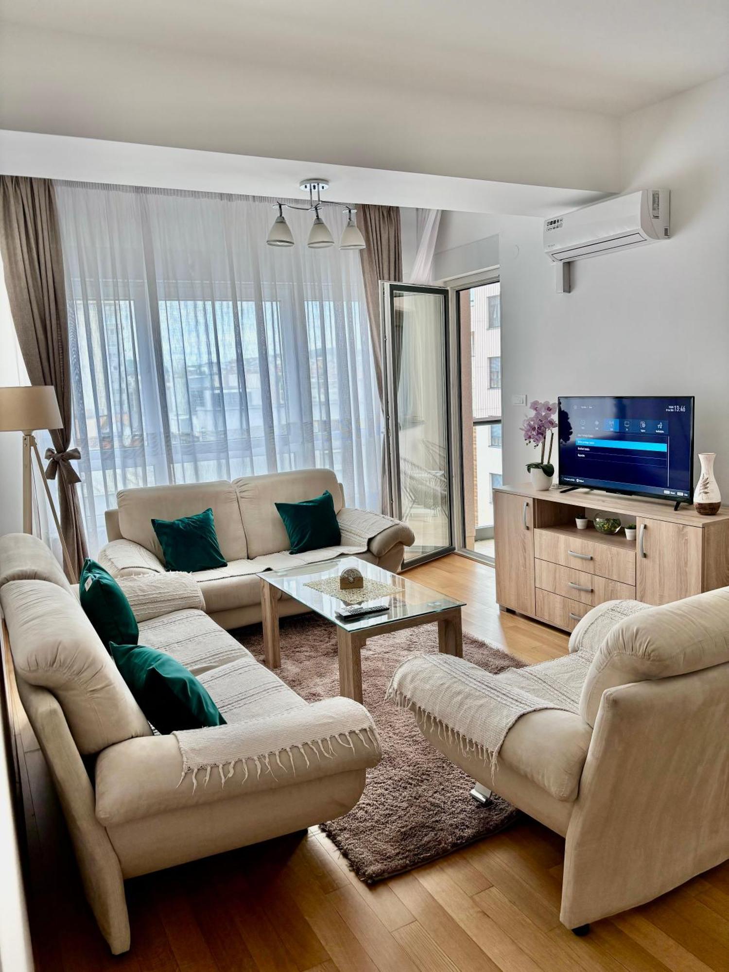 R-Residency Tower Apartment Баня Лука Екстериор снимка